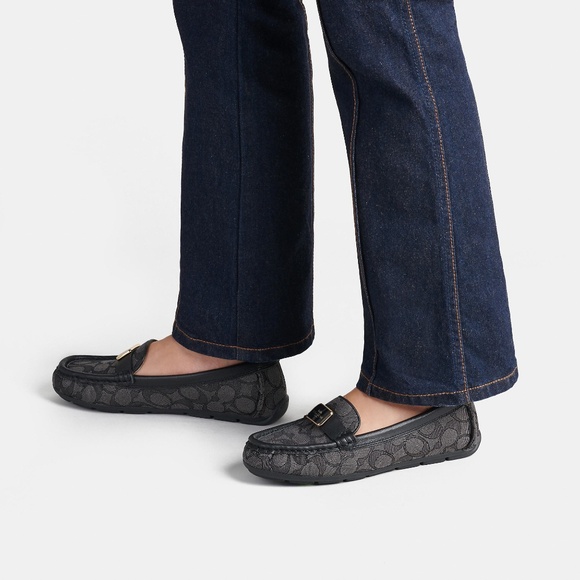 Mona Driver In Signature Jacquard - Picture 3 of 5